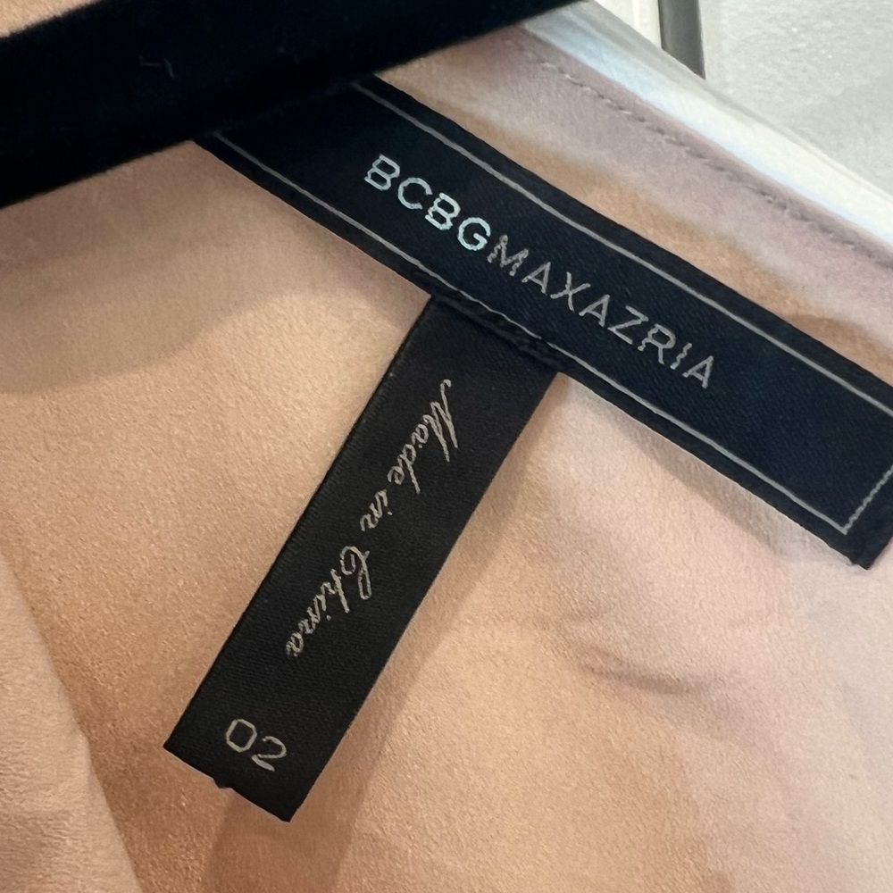 BCBGMaxAzria Asymmetrical Dress in Black, White, and Yellow. Size 2. - Picture 3 of 4